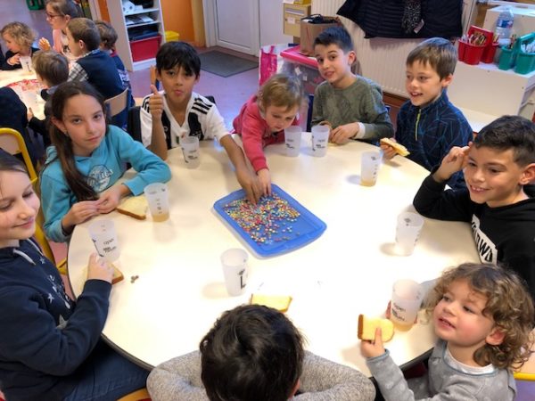 Temps de partage entre les PS et les CM1 – Ecole Sainte Famille – CLISSON