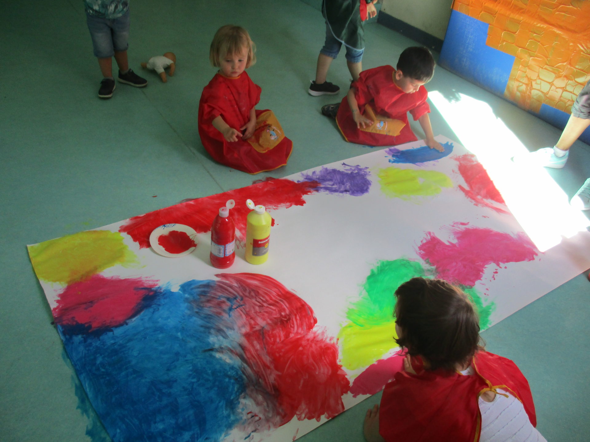 r-alisation-d-une-fresque-collective-en-ps-ecole-sainte-famille-clisson