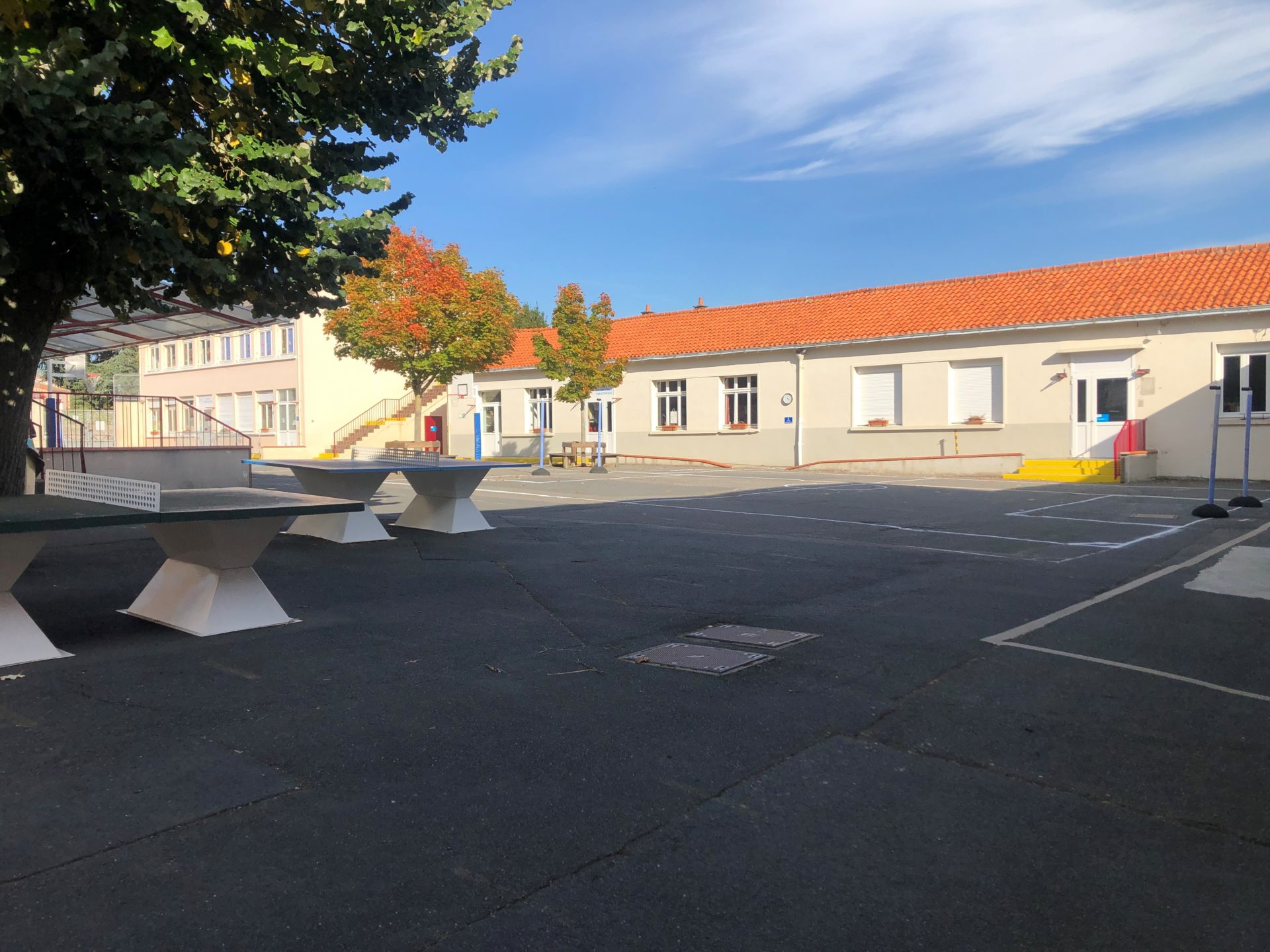 123 Ecole Sainte Famille CLISSON